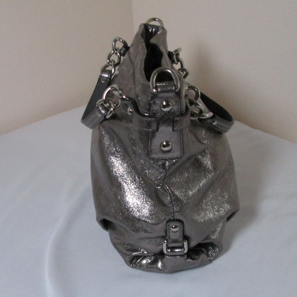 Coach Metallic Silver Hobo Purse No. L117B-F17166 Pre-owned Excellent Co… - Picture 7 of 16